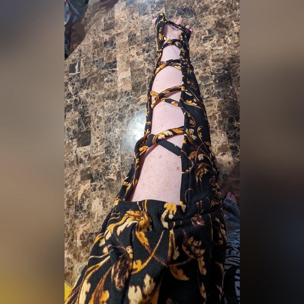5/$25 BOLD Elements Black and Gold Blouse - Picture 4 of 5